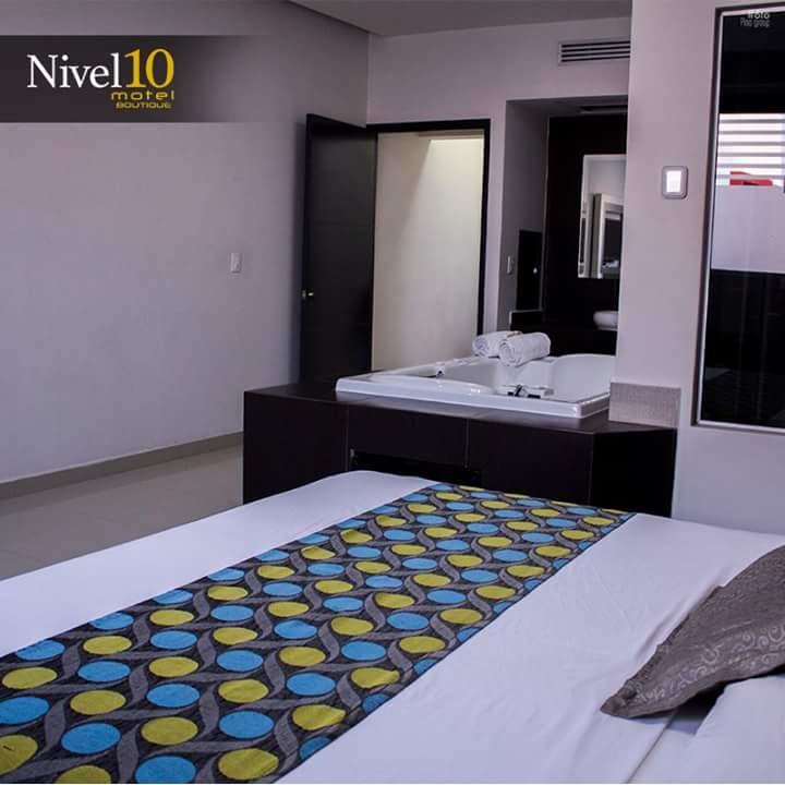 Nivel 10 Hotell Manzanillo Exteriör bild